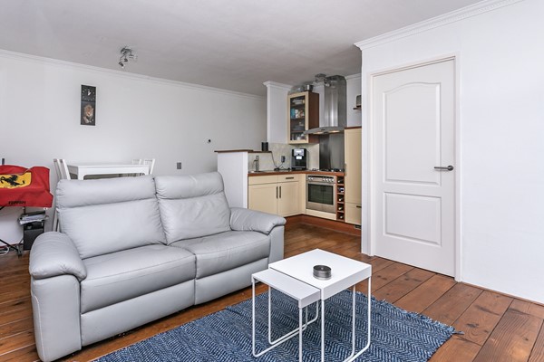 Foto - Verkocht onder voorbehoud: Appartement op 1e etage , 1 slaapkamer, balkon, duurzame VVE plus garage. Centraal gelegen nabij alle verbindingswegen.
